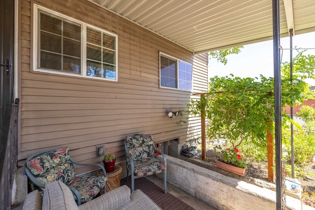 814 E Montgomery Ave, Spokane, WA 99207 - view of patio