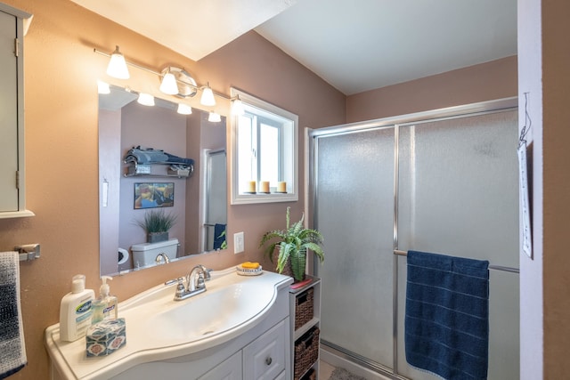 814 E Montgomery Ave, Spokane, WA 99207 - full bath with a stall shower and vanity