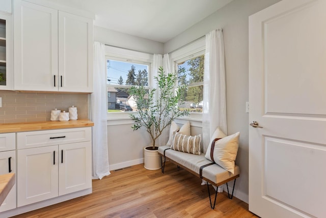 4017 E Pratt Ave, Spokane, WA 99204 - sitting room featuring baseboards and light wood-style floors