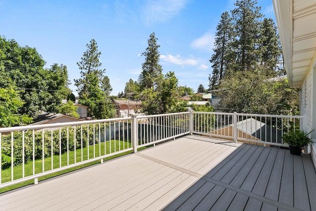 4017 E Pratt Ave, Spokane, WA 99204 - wooden terrace with a yard