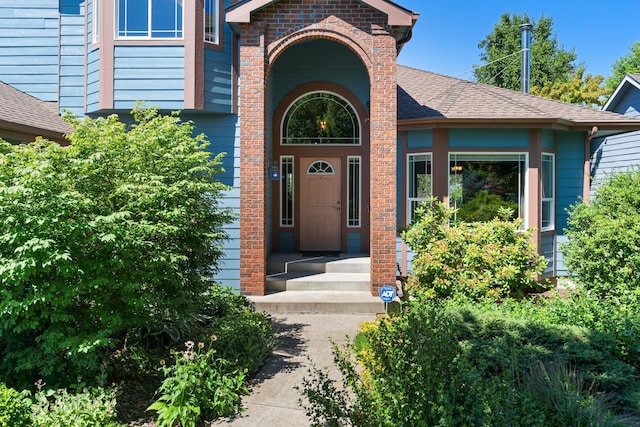 9617 N Northview Ln, Spokane, WA 99208 - property entrance featuring a shingled roof