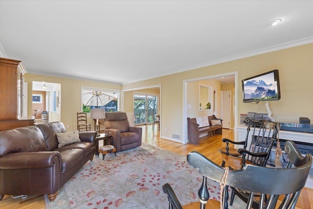 2718 S Hatch St, Spokane, WA 99203 - living area with light wood finished floors and crown molding