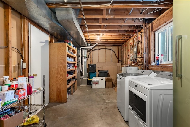 14020 S Sharp Ave, Spokane Valley, WA 99216 - below grade area featuring separate washer and dryer