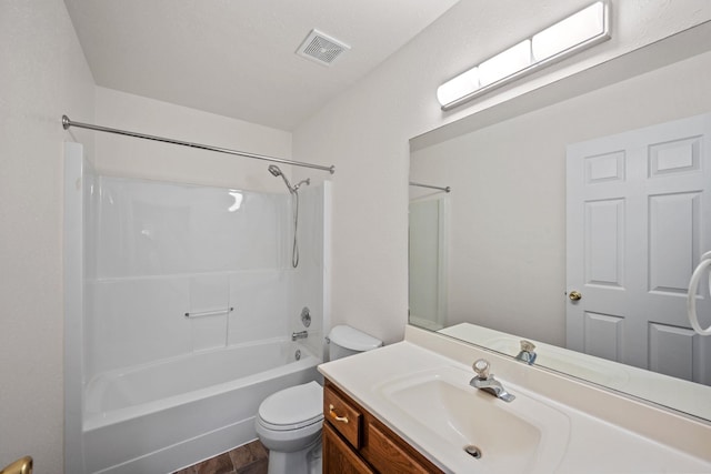 9801 Lakeshore Dr, Sagle, ID 83860 - full bath featuring vanity, wood finished floors, and tub / shower combination
