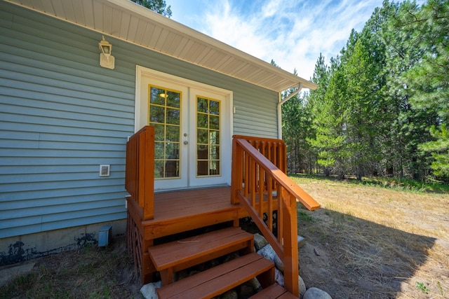 9801 Lakeshore Dr, Sagle, ID 83860 - deck with french doors