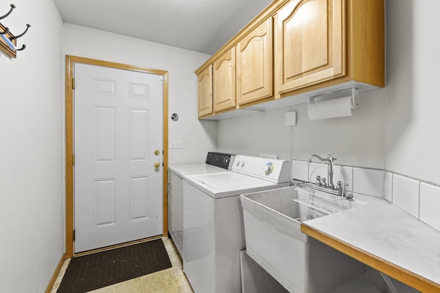 7905 W Seven Mile Rd, Nine Mile Falls, WA 99026 - laundry area with cabinet space and washing machine and dryer