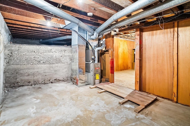 5003 N Normandie St, Spokane, WA 99205 - unfinished basement featuring heating unit