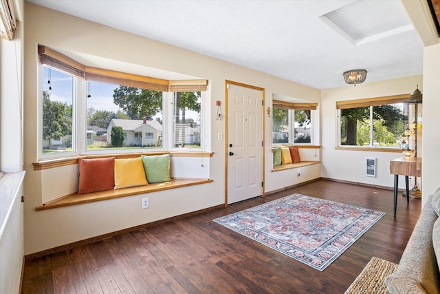 5003 N Normandie St, Spokane, WA 99205 - foyer featuring dark wood finished floors and baseboards