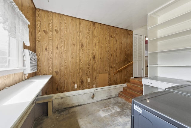 5218 E Commerce Ave, Spokane, WA 99212 - laundry area featuring washer / dryer and wooden walls