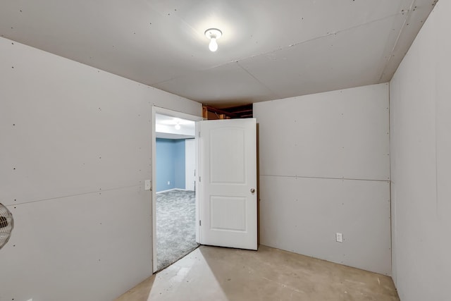 5885 Sandy Court Way, Nine Mile Falls, WA 99026 - unfurnished room with concrete floors
