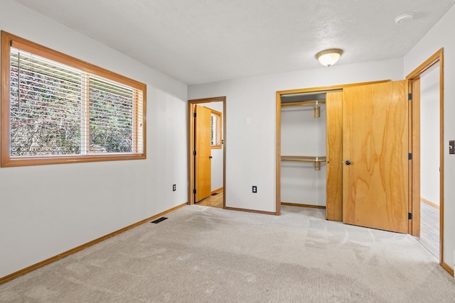 8603 E Columbia Park Dr, Spokane Valley, WA 99212 - unfurnished bedroom with carpet and a closet