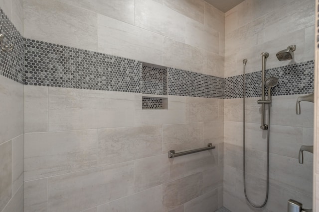705 W Basalt Ridge Dr, Spokane, WA 99224 - full bath with a tile shower