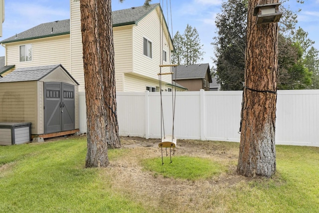5706 W Excell Ave, Spokane, WA 99208 - view of yard featuring a storage shed