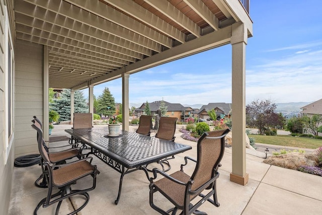 8918 E Clearview Ln, Spokane, WA 99217 - view of patio featuring outdoor dining space