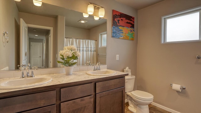 7169 S Parkridge Blvd, Spokane, WA 99224 - full bath with double vanity and curtained shower