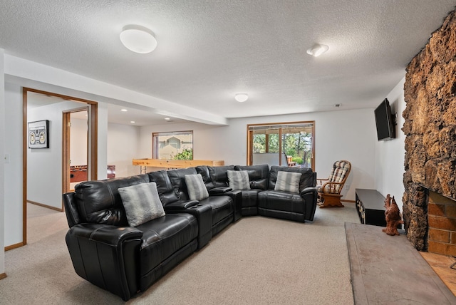 5321 Pinebrook Ct, Spokane, WA 99206 - living room featuring light carpet, a textured ceiling, and recessed lighting