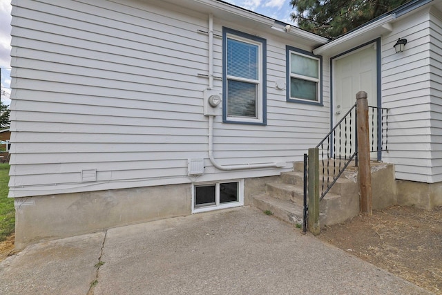 2509 W Upton Ave, Spokane, WA 99205 - entrance to property with a patio