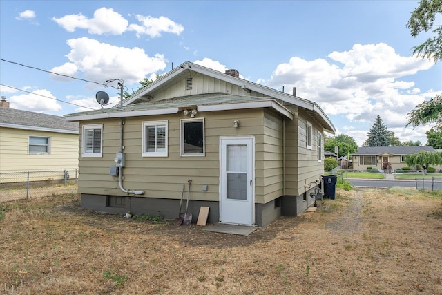 2323 E Rich Ave, Spokane, WA 99207 - back of property featuring crawl space