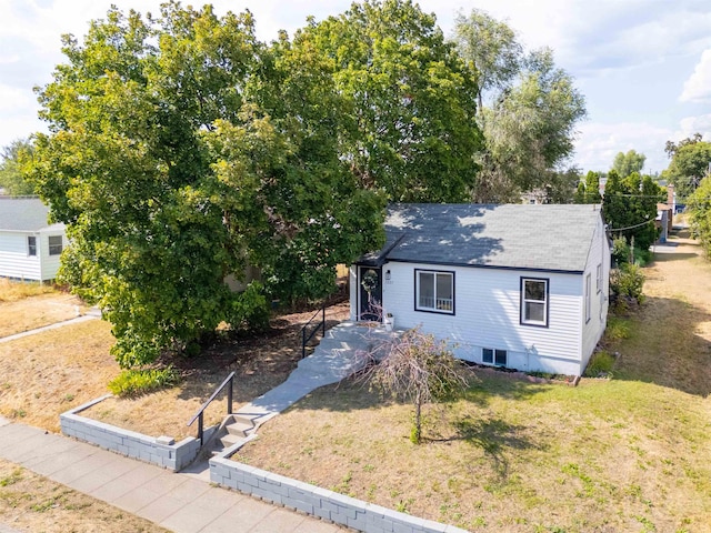 1227 E Providence Ave, Spokane, WA 99207 - view of front of house featuring roof with shingles and a front lawn