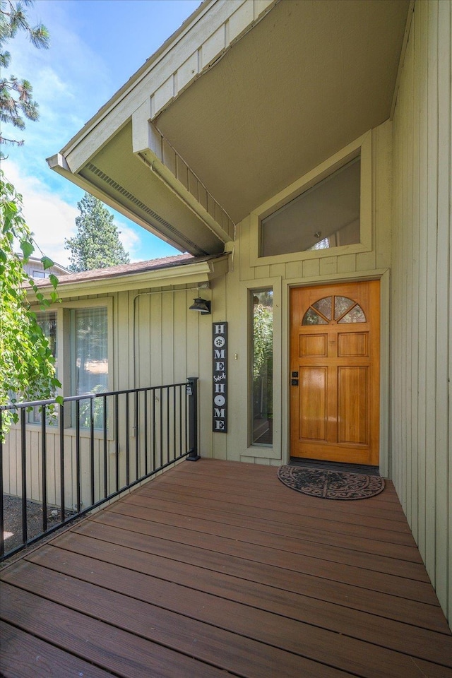 8024 E Elde Dr, Spokane, WA 99212 - property entrance
