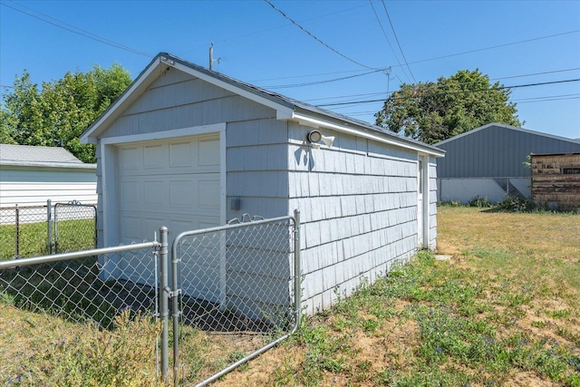 2608 E Heroy Ave, Spokane, WA 99207 - view of detached garage