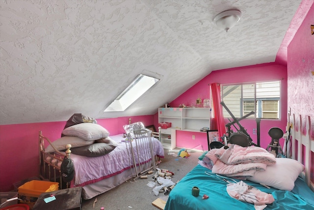 452 W 26th Ave, Spokane, WA 99203 - carpeted bedroom featuring a textured ceiling, lofted ceiling, and a skylight