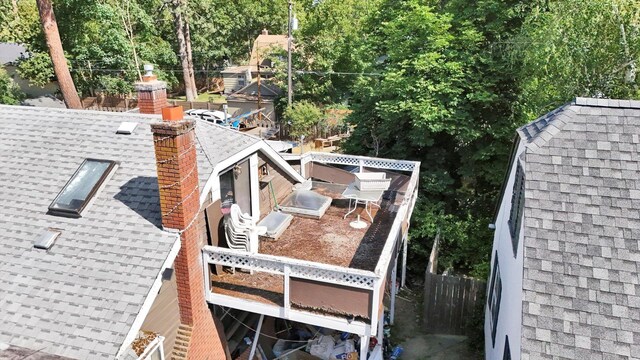 452 W 26th Ave, Spokane, WA 99203 - exterior view of a shingled roof and a chimney