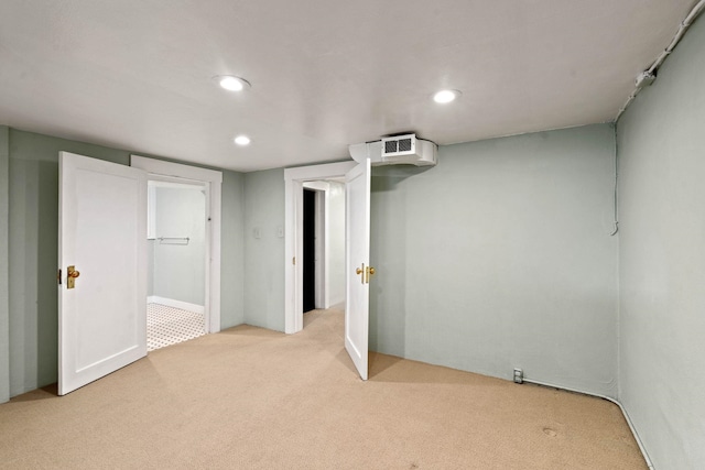 818 W 27th Ave, Spokane, WA 99203 - finished basement featuring light carpet and recessed lighting