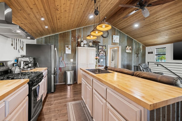 14321 Robert Ave, Mica, WA 99023 - photo 8