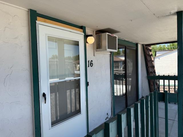 2121 E Upriver Dr Unit 16, Spokane, WA 99207 - photo 2
