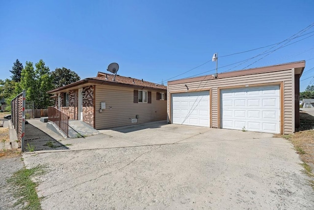 711 E Broad Avenue 715E Broad Ave, Spokane, WA 99207 - photo 2