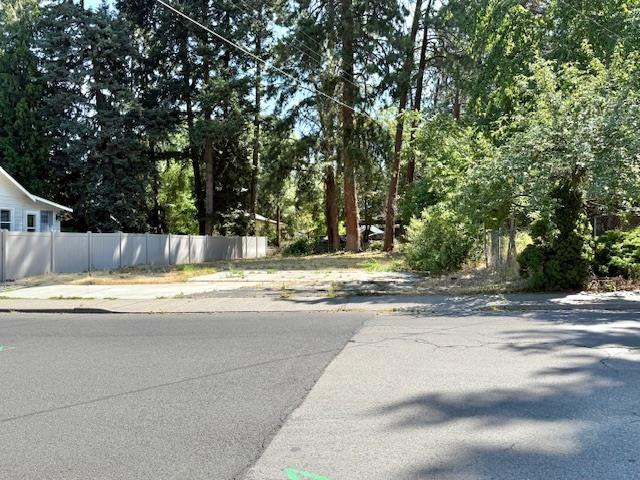 1417 S Conklin St, Spokane, WA 99223 - photo 17