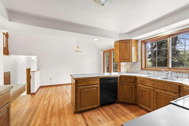 217 W Woodway Ave, Spokane, WA 99218 - photo 6