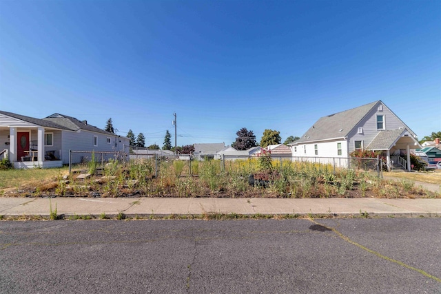 2011 E Longfellow Ave, Spokane, WA 99207 - photo 4