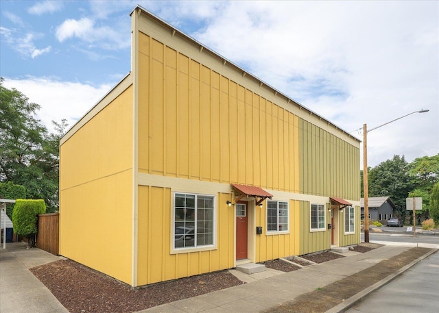 2002 E Boone Avenue Units A & B, Spokane, WA 99202 - photo 2