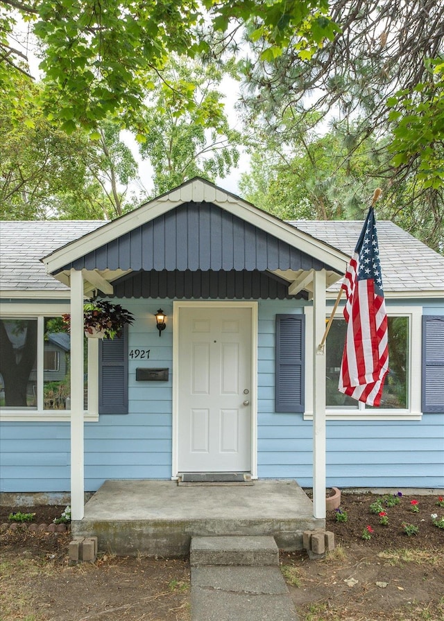 4927 N Walnut St, Spokane, WA 99205 - photo 2