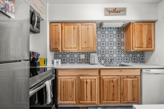 9807 N Whittier St, Spokane, WA 99218 - photo 12