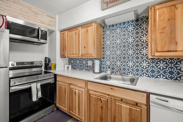 9807 N Whittier St, Spokane, WA 99218 - photo 13
