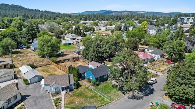 9807 N Whittier St, Spokane, WA 99218 - photo 30