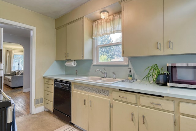 1026 E 39th Ave, Spokane, WA 99203 - photo 14