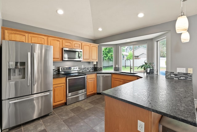 1212 S Drummond Rd, Greenacres, WA 99016 - photo 9
