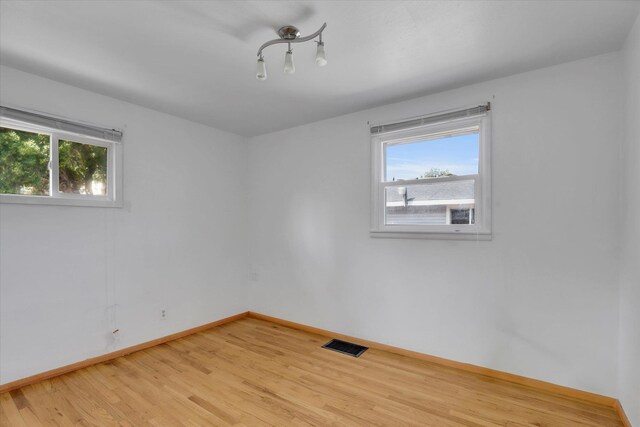 6227 N Elm St, Spokane, WA 99205 - photo 20