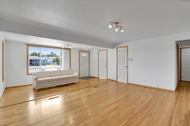 6227 N Elm St, Spokane, WA 99205 - photo 9