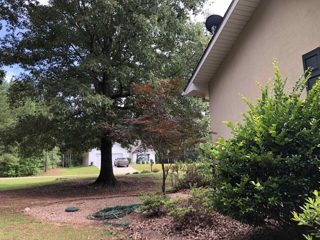 104 Wesley Ln, Eatonton, GA 31024 - view of yard with a wooden deck
