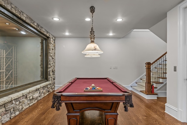 playroom with hardwood / wood-style floors and billiards