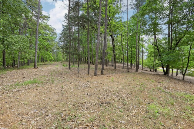 2471 Linger Longer Dr, Greensboro, GA 30642