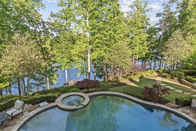 2030 Linger Longer Dr, Greensboro, GA 30642 - view of swimming pool featuring a pool with connected hot tub