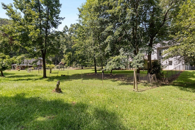 1027 Harper St, Madison, GA 30650 - view of yard