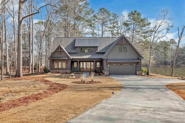 craftsman house with a garage