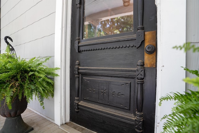 view of property entrance